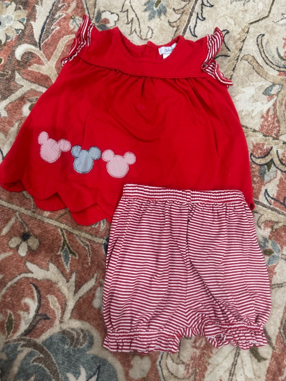 Mickey Mouse swing top set
